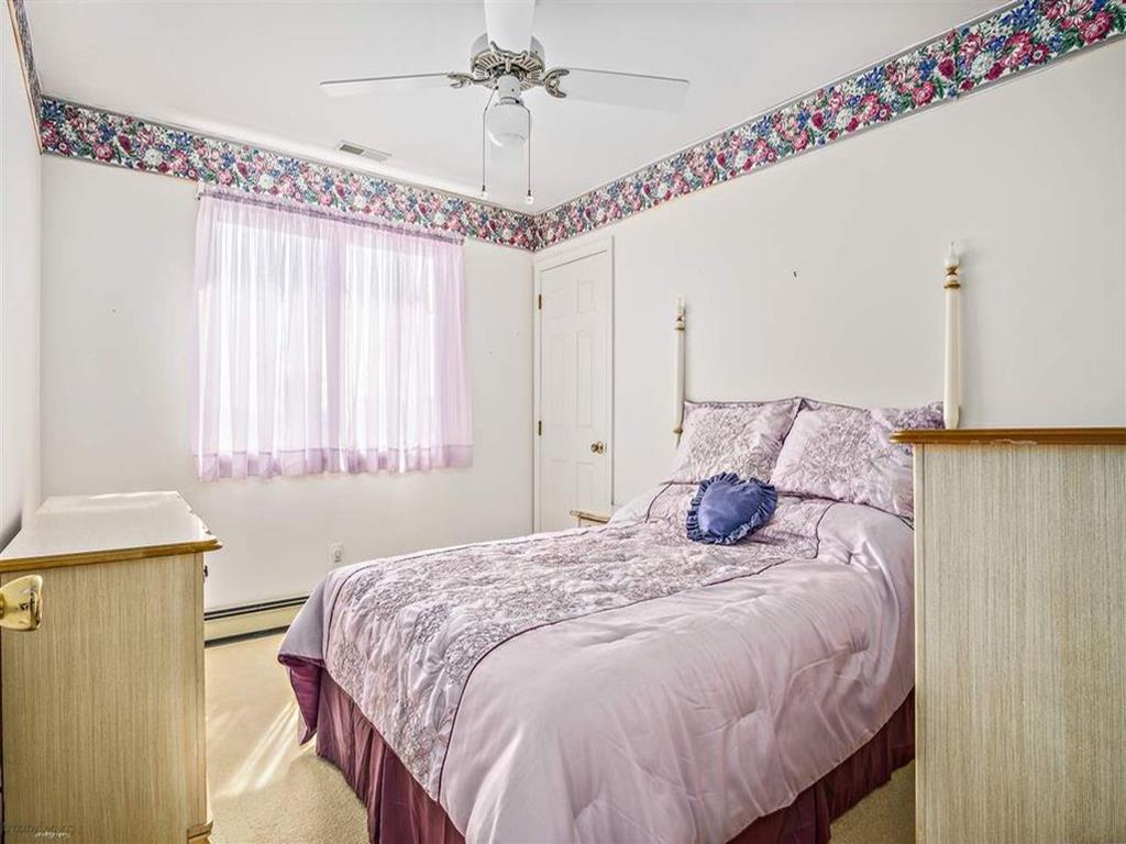 1411 HOFFMAN CANAL NORTH WILDWOOD BAYFRONT SUMMER VACATION RENTALS at